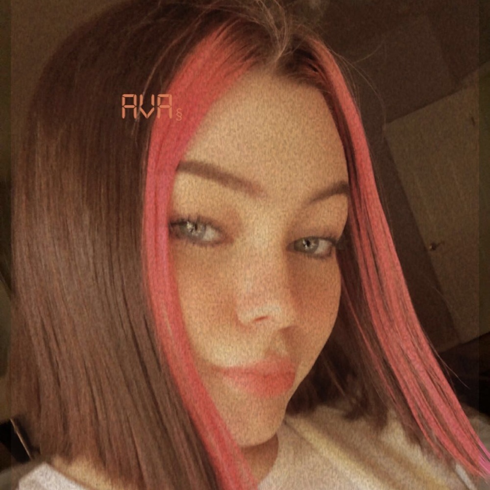 Meet your Posher, Ava